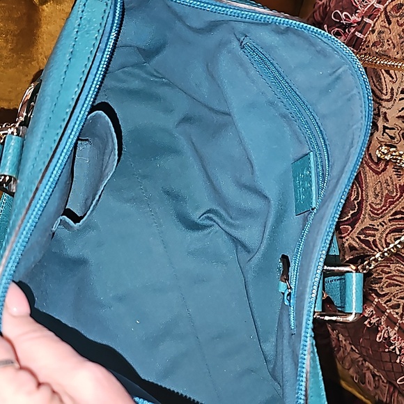 Spring SALE- Gucci! 💙💚Boston Satchel at Affordable Price! - Picture 10 of 17